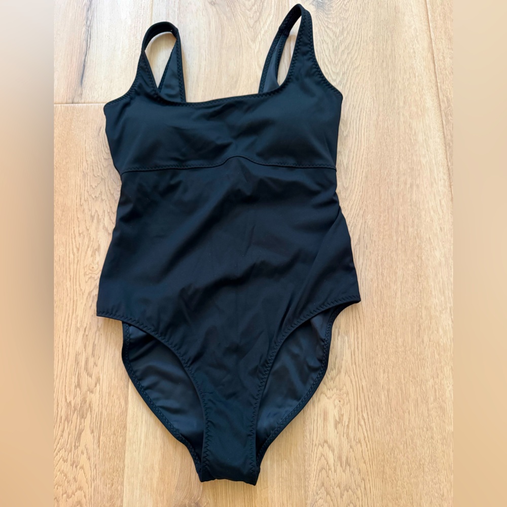 Fabletics NWT Swimsuit One Piece - Small